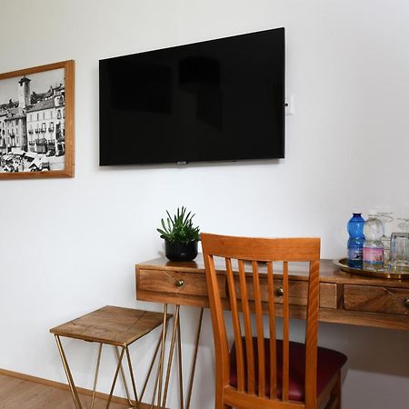 7Rooms - Self Check-In 24H Free Parking Лозоне Екстер'єр фото