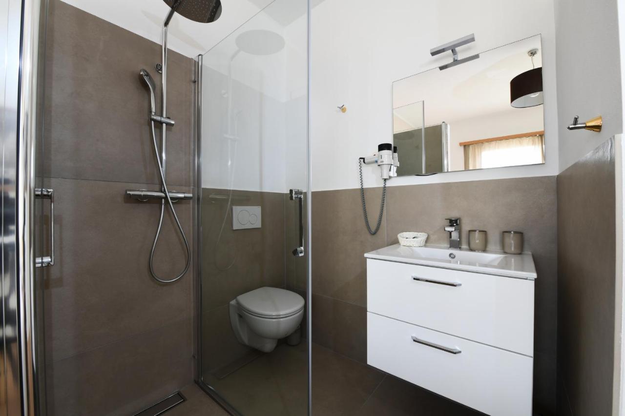 7Rooms - Self Check-In 24H Free Parking Лозоне Екстер'єр фото