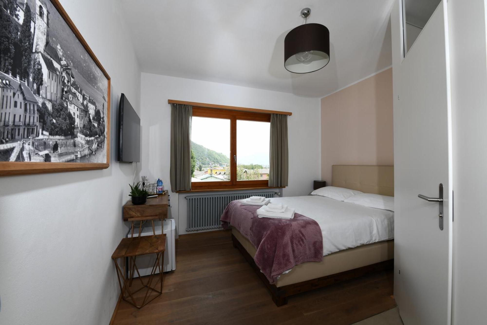 7Rooms - Self Check-In 24H Free Parking Лозоне Екстер'єр фото